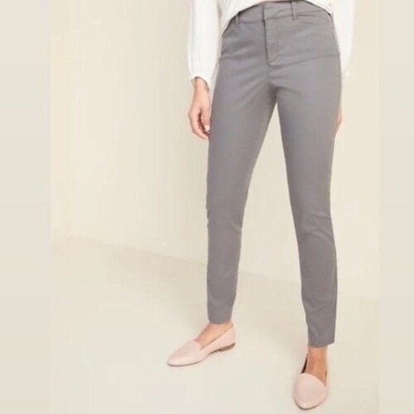 Old Navy Pixie Chinos in Light Gray - Picture 1 of 5